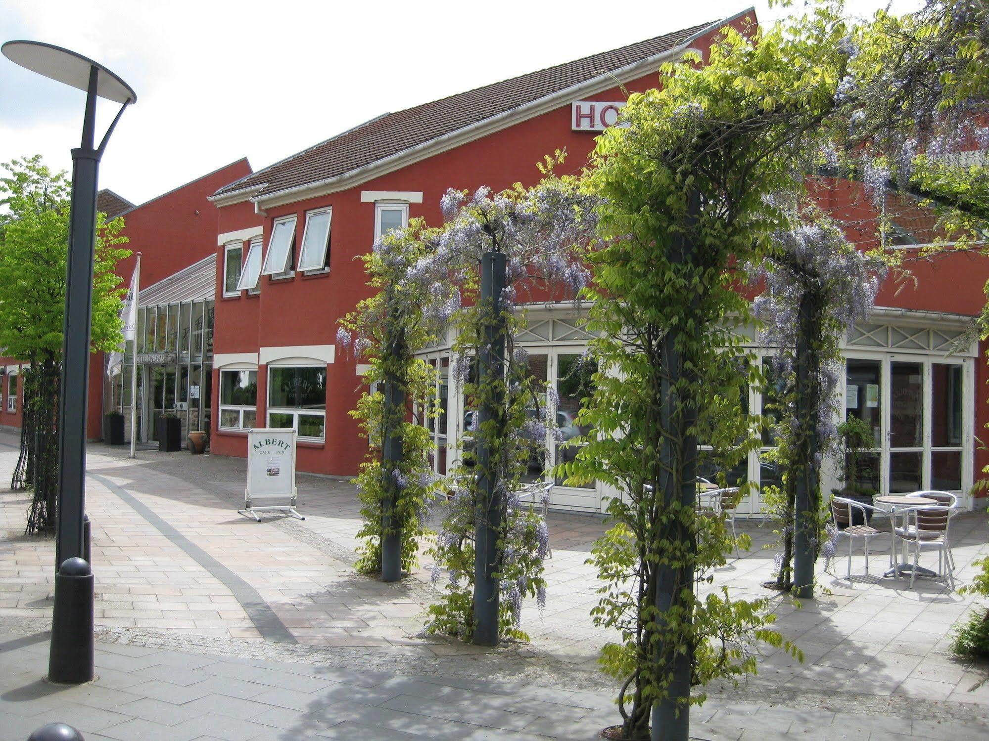 Hotel Dalgas Brande Bagian luar foto